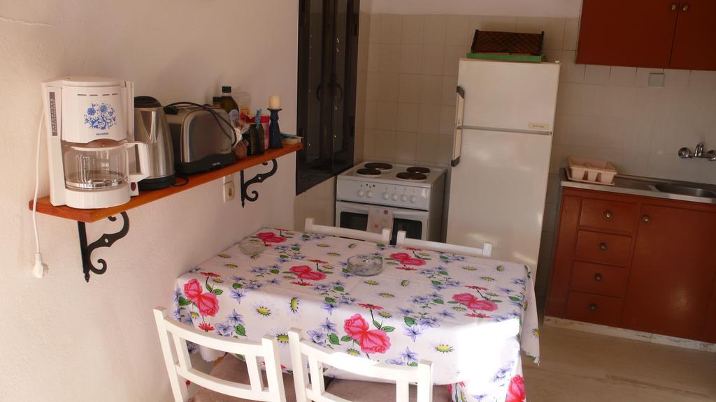 Stefanos Garden Apartment Armenoi  Bilik gambar