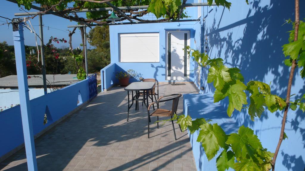 Stefanos Garden Apartment Armenoi  Bilik gambar