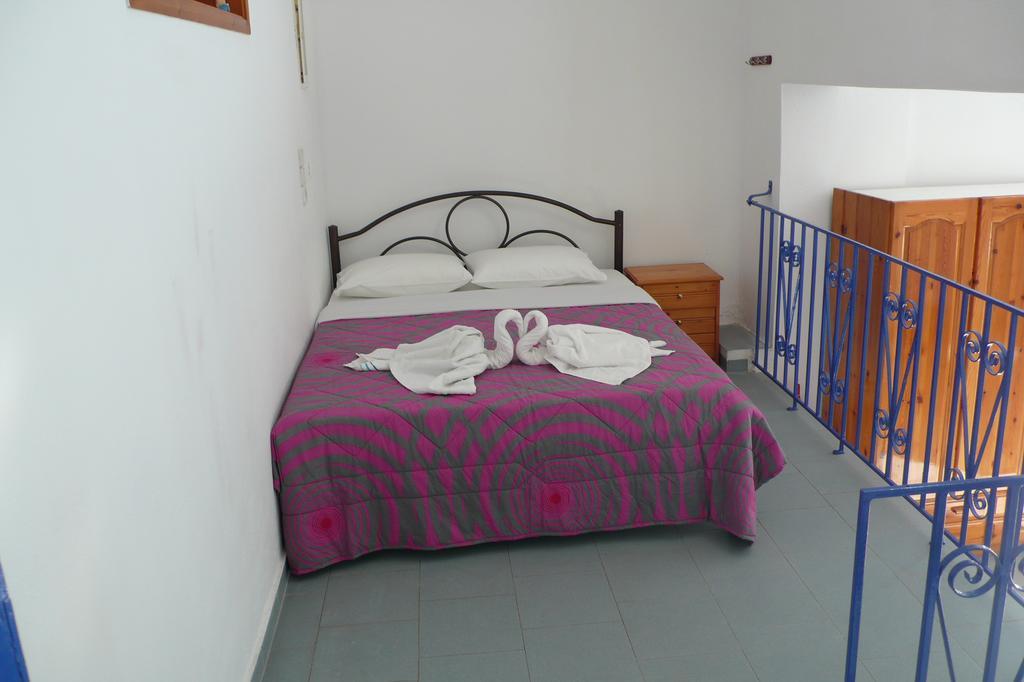 Stefanos Garden Apartment Armenoi  Bilik gambar